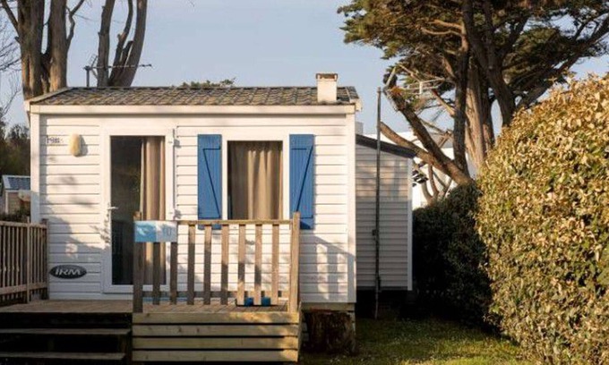 Saint-Michel-Chef-Chef House | Mobile Home with Terrace for 2 People