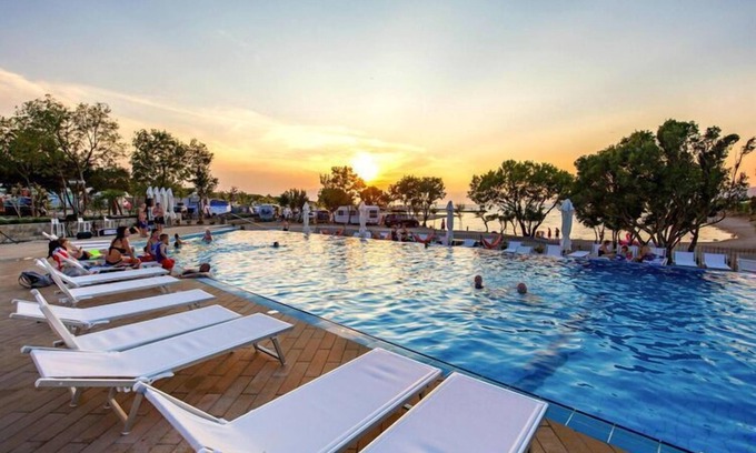 Municipality of Omisalj House | Mobile Home in Omisalj by Pusca Bay Beach