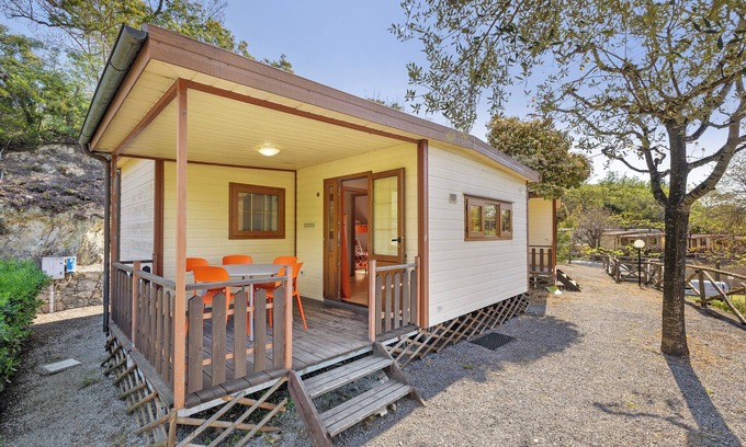 Pietra Ligure House | Mobile Home 'Pian Dei Boschi - Superior 8' with Shared Pool, Wi-Fi and Air Conditioning