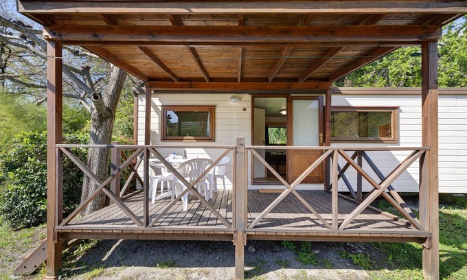 Pietra Ligure House | Mobile Home 'Pian Dei Boschi - Holiday Home 1' with Shared Pool, Wi-Fi and Air Conditioning