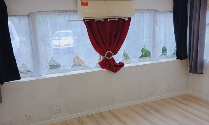 Montils House | Mobile home with terrace. A rental suited to family vacations