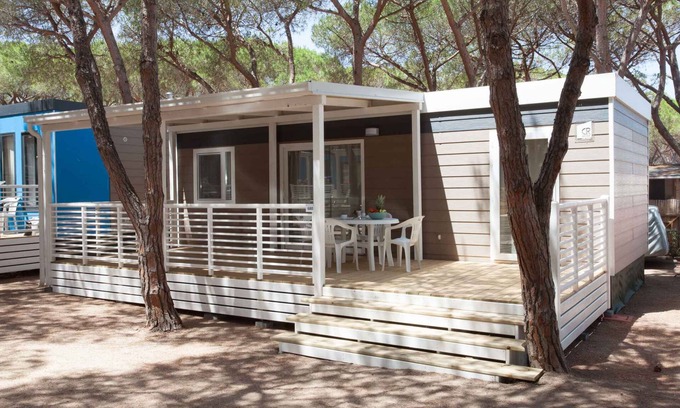 Vignola Mare House | Mobilehome with beach service and pool