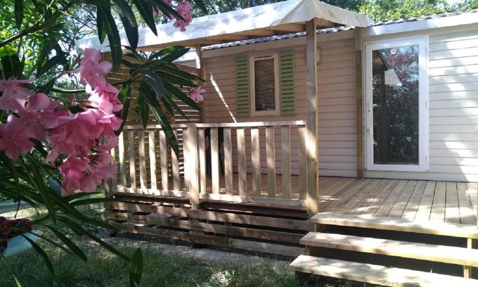 La Roque-d'Antheron Other | Mobilhome 228 proche du Lac , Tv , clim ect Camping