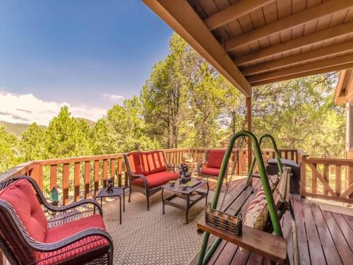 Ruidoso Downs House | Mockingbird Cabin