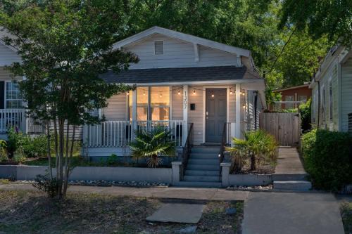 Wilmington House | Mod Cottage