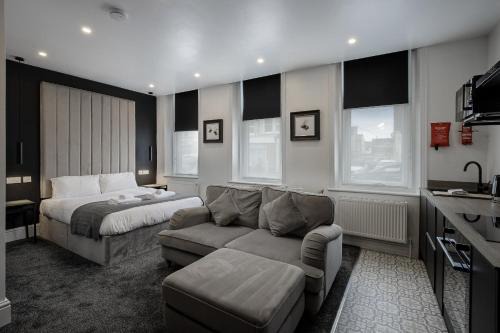 South Shore Apartment | Mode St Chads