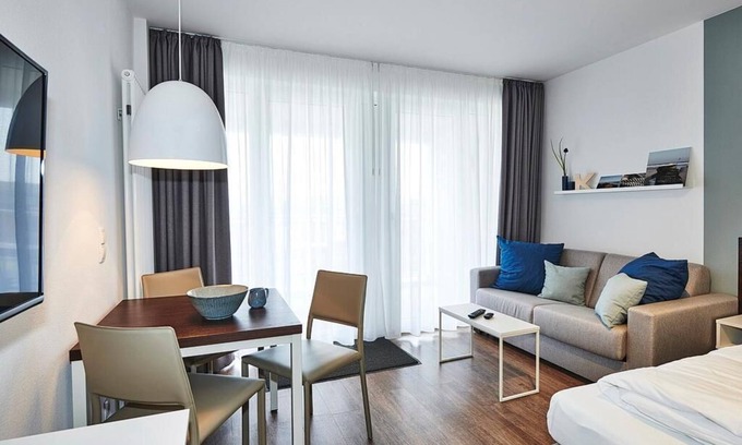 Bensersiel Apartment | Modernes Apartment mit Balkon Inkl. Schwimmbad- & Saunanutzung in Strandnähe