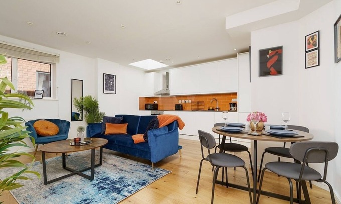Hemel Hempstead Apartment | Modern 1-Bed in Hemel Centre