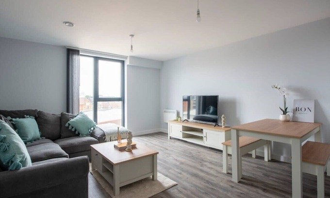 Bordesley Apartment | Modern 1 Bedroom Apartment in Birmingham