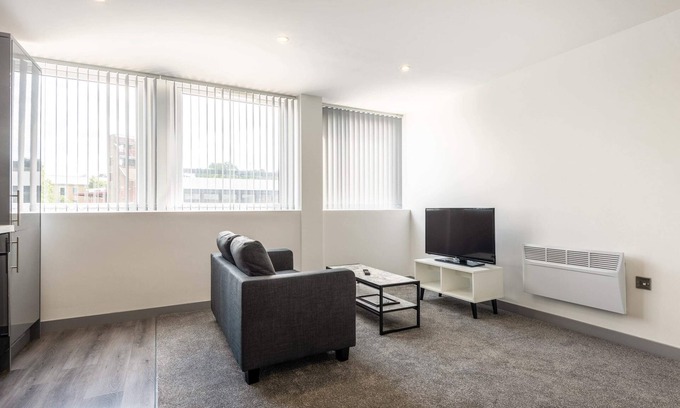 Yeadon Apartment | Modern 1 Bedroom Yeadon Apartment