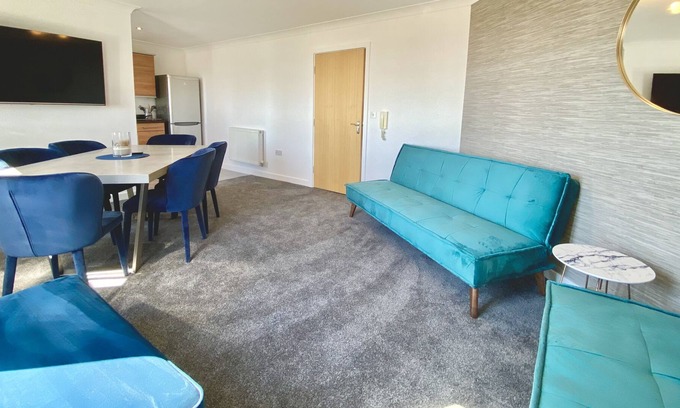 Blyth Apartment | Modern 2 Bed Apartment on Northumberland Coastline