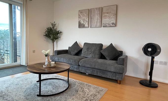 Hounslow Heath Apartment | Modern 2-bedroom apartment in Hounslow