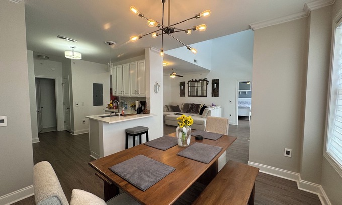 Raleigh Condo | Modern 2-bedroom condo with storage in Raleigh - perfect for long term stays!