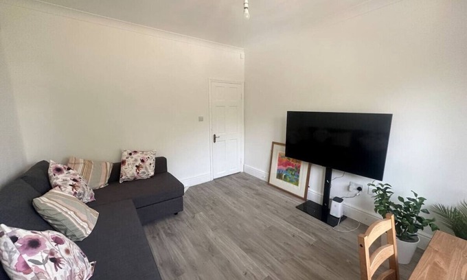 Lewisham Apartment | Modern 2 bedroom flat, SE6