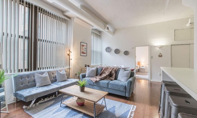 Newbold Condo | Modern 2BR Apartment w Free Parking, Gym, Close to shops, 24/7 FD