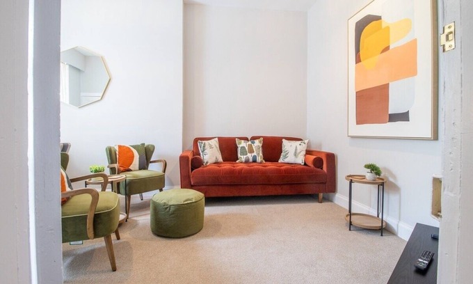 Airdrie House | Modern 3 bed house in central Airdrie