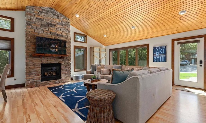 Breezy Point Cabin | Modern 5BD Cabin, Fire Pit, Fenced Yard, Breezy Point