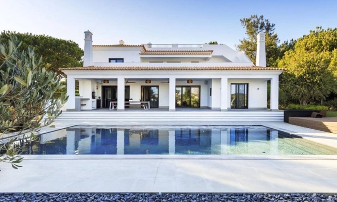 Almancil Villa | Modern 6 Bedroom Villa with private pool in Quinta do Lago - R112 - Almancil, Algarve