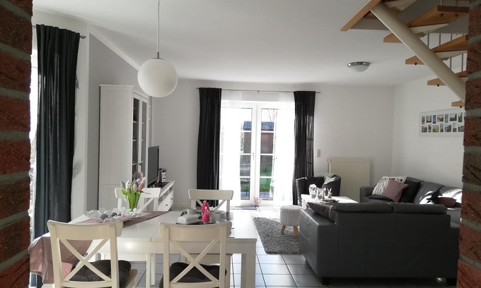 Neßmersiel House | Modern allergy friendly Vacation home Brachvogelweg incl. annual beach chair