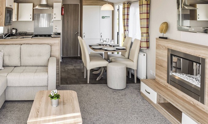 Potterhanworth House | Modern and contemporary holiday home perfect for a family holiday escape.