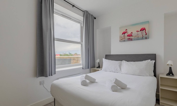 Wapping Apartment | Modern and Cosy 1BD Flat near London Landmarks