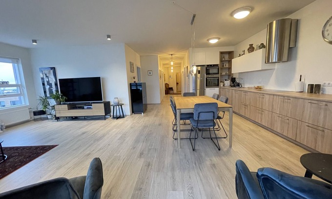 Kopavogur Apartment | Modern and spacious 3 bedroom apartment in Kópavogur, centrally located.