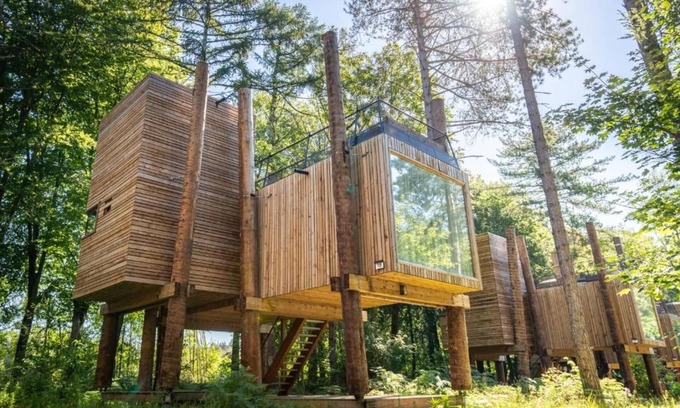 Maubray House | Modern Antoing Home, Hainaut