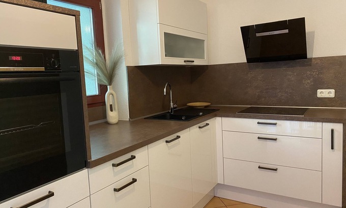 Weimar Apartment | Modern apartment at the Bauhaus Museum - close to the center with balcony & parking space