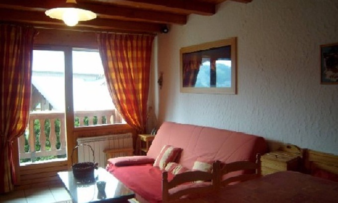 Crest-Voland Apartment | Modern Apartment for 5 with Balcony, Close to Ski Slopes, Crest-Voland