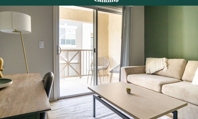 Tucson Apartment | Modern Apartment in Prime Location (ID7468X86)