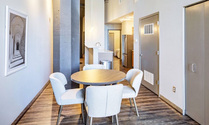 NoDo District Apartment | Modern Apartment in Prime Location (ID8437X65)
