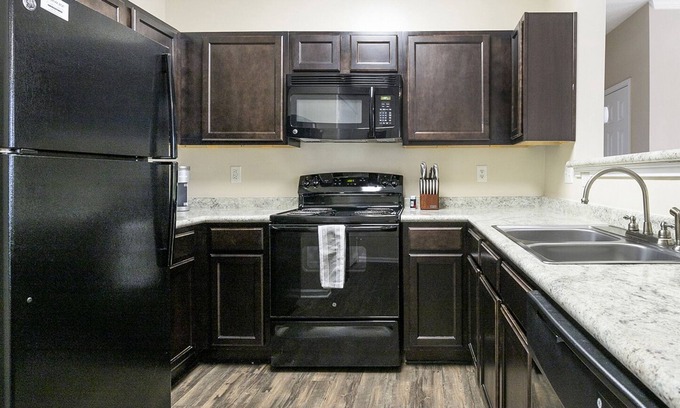 Jamestown Apartment | Modern Apartment in Prime Location (ID8560X36)