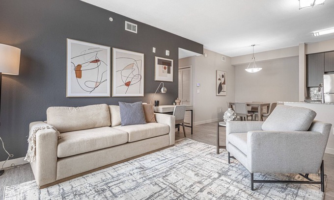 Three Oaks Apartment | Modern Apartment in Prime Location (ID6805X00)