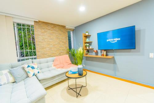 El Poblado Apartment | Modern Apartment Ultra Fast Internet in El Poblado