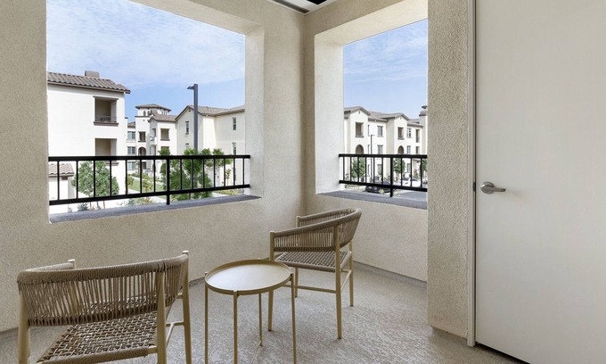 Mira Loma Apartment | Modern Apartment in Prime Location (ID1018X984)