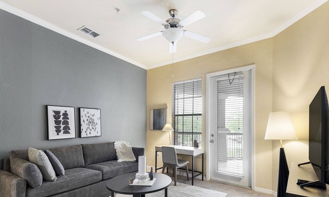 Wesley Chapel Apartment | Modern Apartment in Prime Location (ID8985X20)