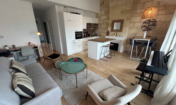 Capucins - Victoire Apartment | Modern apartment with Bordeaux charm in city center