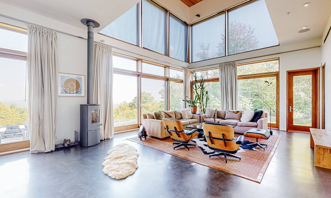 Andover House | Modern architectural gem with stunning mountain view, wood stove & firepit