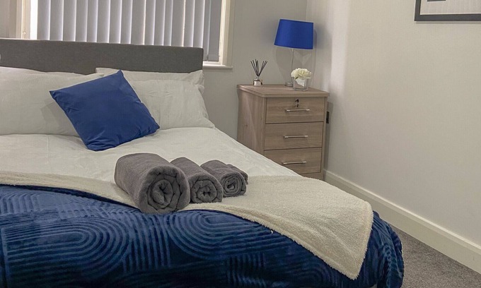 Bradford Apartment | Modern Bradford City Apartment
