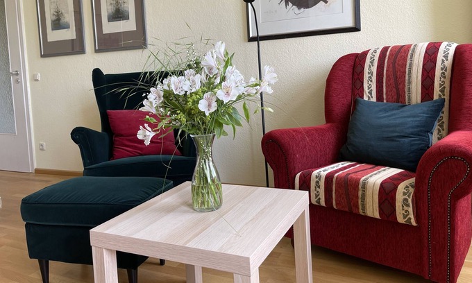 Outer Neustadt Apartment | Modern, bright holiday apartment above Café Pfunds in the outskirts of Neustadt