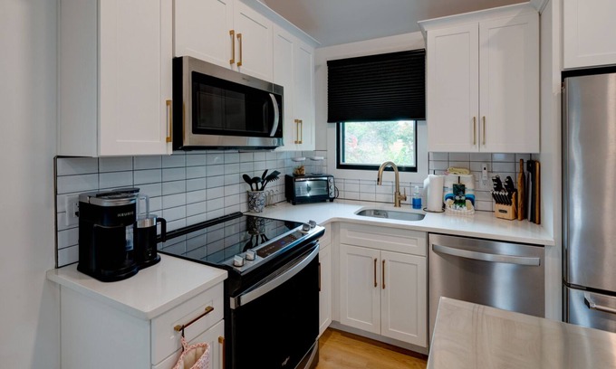 12 South House | Modern Bungalow in 12 South Nash Less than 15 Min from Downtown!