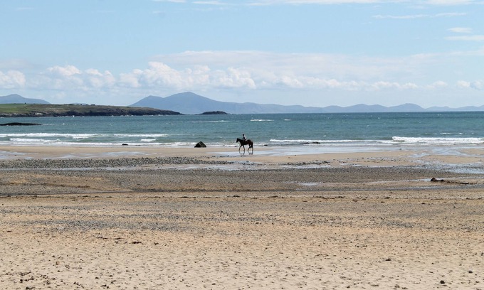 Rhosneigr House | Modern Bungalow, Pet Friendly, With Private, Enclosed, South Facing Garden