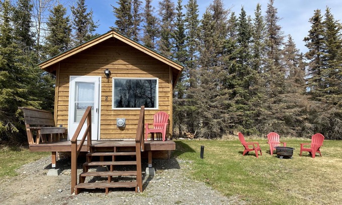 Kenai Cabin | Modern Cabin @ Moose Tracks Lodging