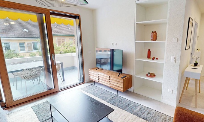 Oerlikon Apartment | Modern Comfort 1BR - Oerlikon Zurich