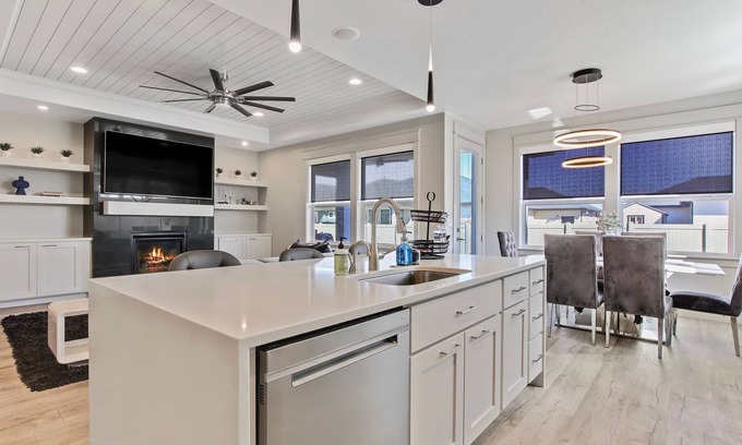Nampa House | Modern Comfort Abode | Nampa ID