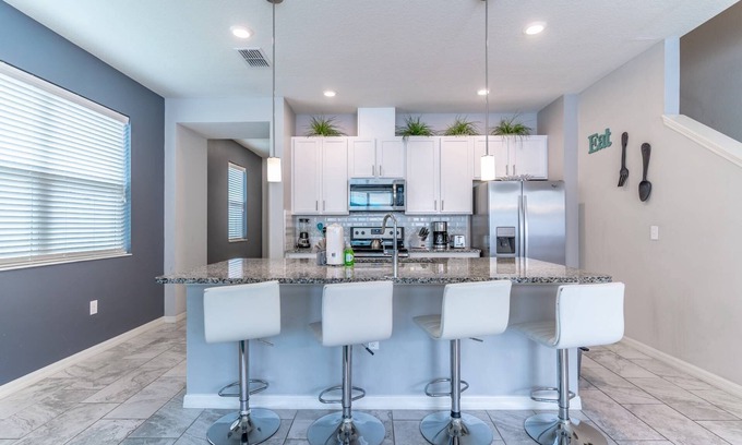 Indian Wells House | Modern Compass Bay Corner Unit w/Game Room | Pet Friendly | Sleeps 10