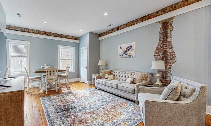 Waynesville Condo | Modern Condo over Main Street with full kitchen, Wifi and Central AC