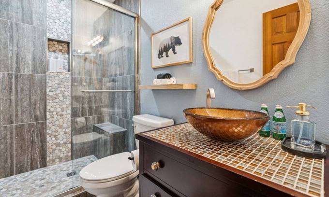 Flagstaff Apartment | *Modern Country Club Condo*A/C*Back Deck*Xbox*Pet friendly*