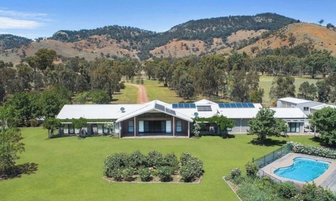 Apple Tree Flat Other | Modern Country Homestead with breathtaking rural views