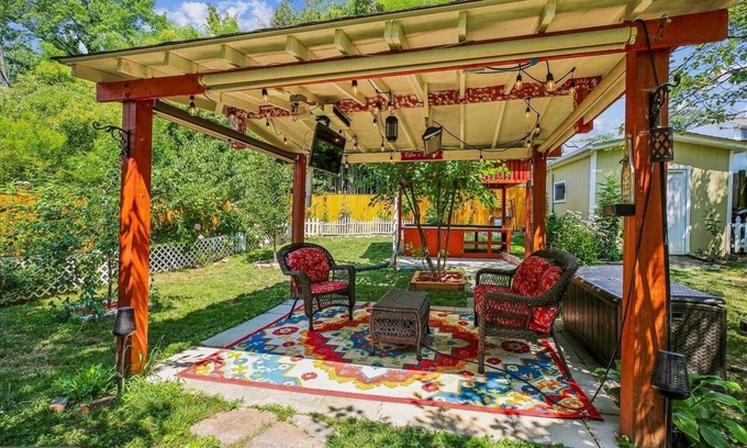 Wheaton-Glenmont House | Modern Cozy Silver Spring Getaway Basement Guesthouse - Close to DC